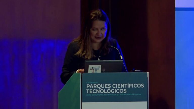 Innovaci&oacute;n y Crecimiento: Desarrollo Tecnol&oacute;gico en Parques Cient&iacute;ficos