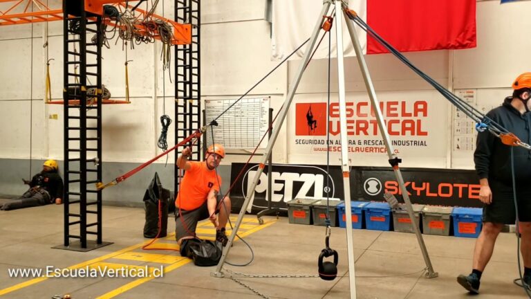 T&eacute;cnicas Efectivas de Rescate en Escalada