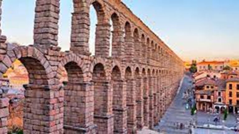 La relevancia del arte p&uacute;blico en parques como patrimonio creativo