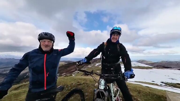 Explorando Senderos Naturales y Ciclov&iacute;as: Conexiones con la Naturaleza