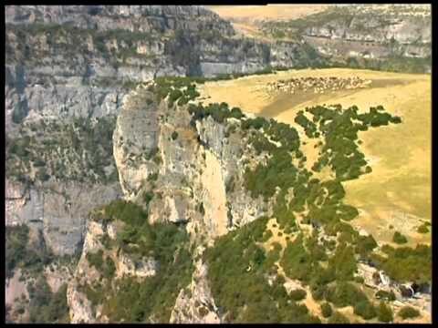 Descubre los Paisajes Impresionantes de los Pirineos en los Parques Nacionales Españoles