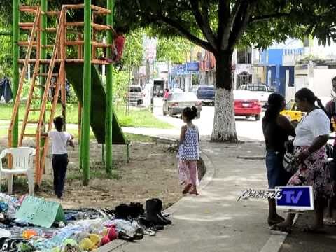 Diversi&oacute;n Familiar en Parques Sombreados