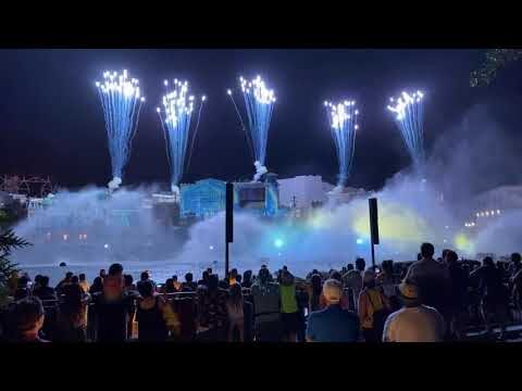 Luces y M&uacute;sica: La Magia de los Espect&aacute;culos Nocturnos en Parques Tem&aacute;ticos