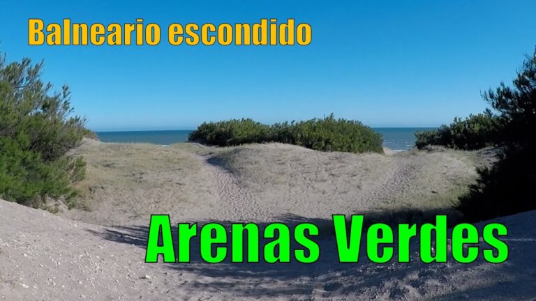 Bellezas Naturales: Paisajes Verdes Junto al Oc&eacute;ano